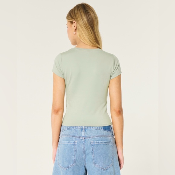 Hollister SEAMLESS FABRIC LONGLINE CREW BABY TEE SAGE GREEN, XXS Long - Picture 3 of 7